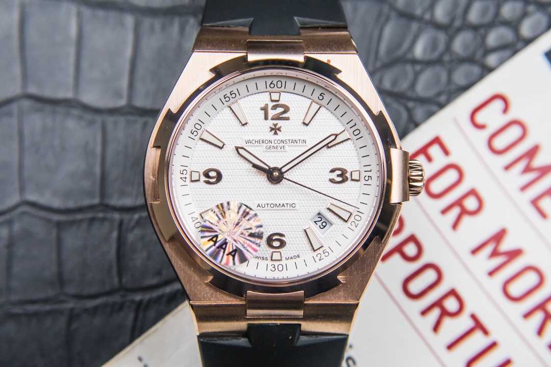 Vacheron Constantin Overseas 9015 42mm