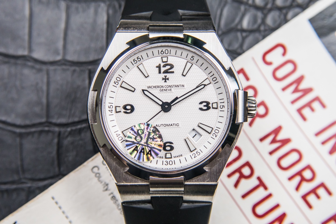 Vacheron Constantin Overseas 9015 42mm