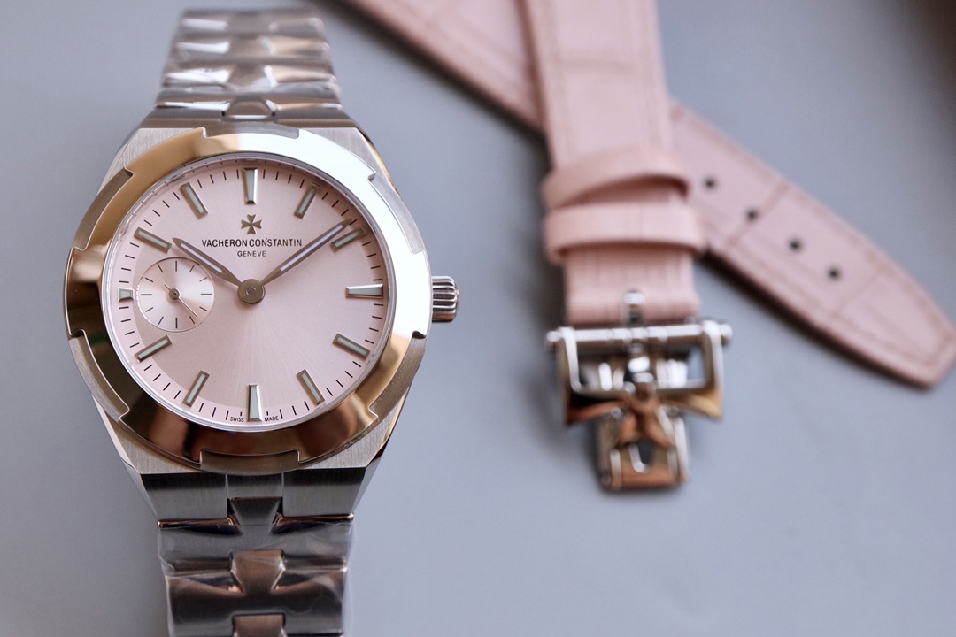 Vacheron Constantin Overseas Blue 5300 10.8mm