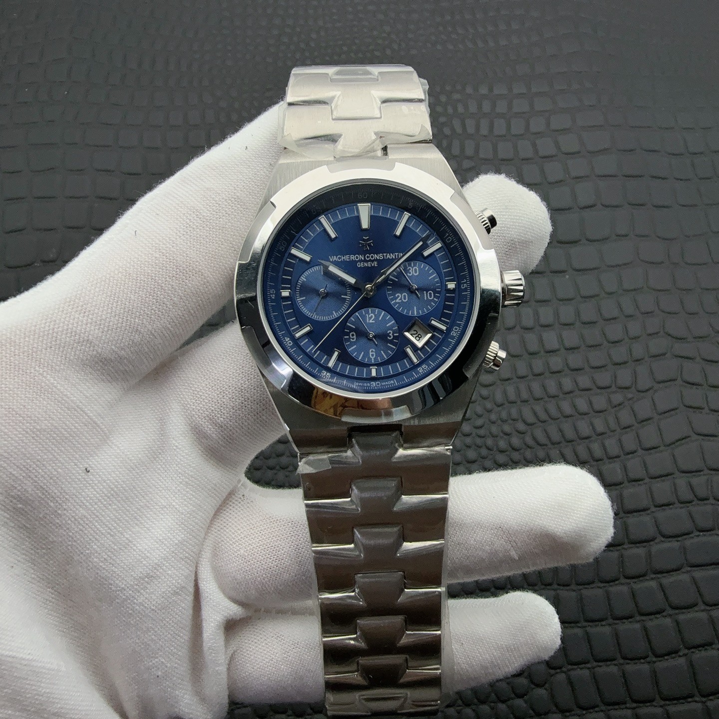 Vacheron Constantin Overseas Watch 16229