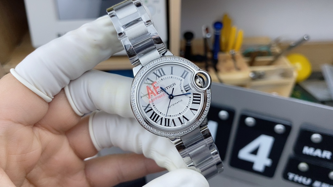 Cartier Diamond 33mm AF