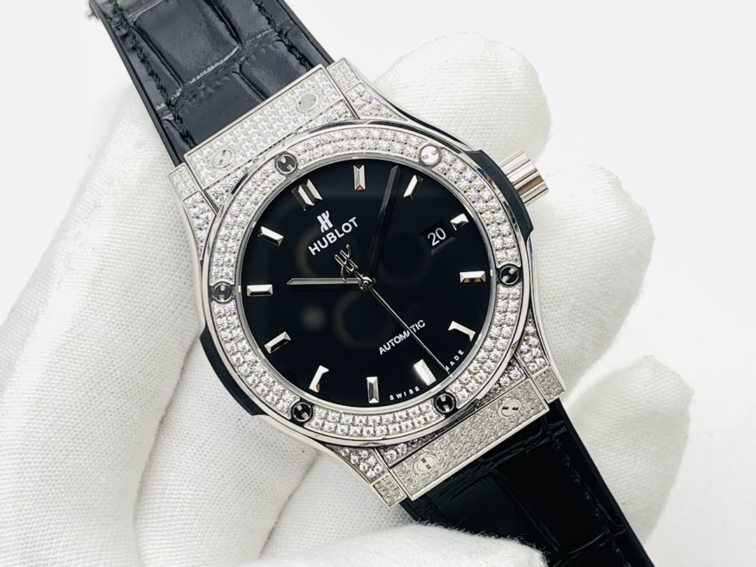 Hublot Black 1112 42mm