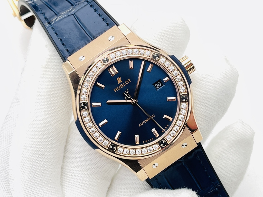 Hublot Black 1112 42mm