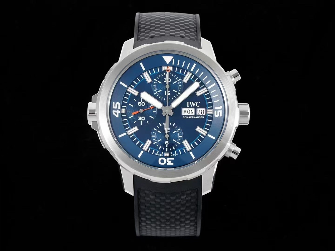 IWC Blue 2022