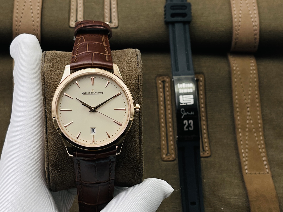 Jaeger-LeCoultre 9015 Watch 3581