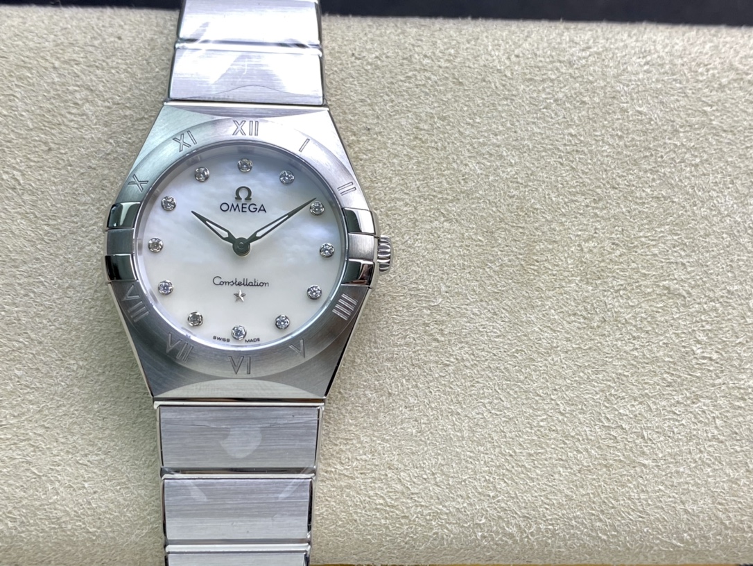 Omega Constellation 4061 28mm