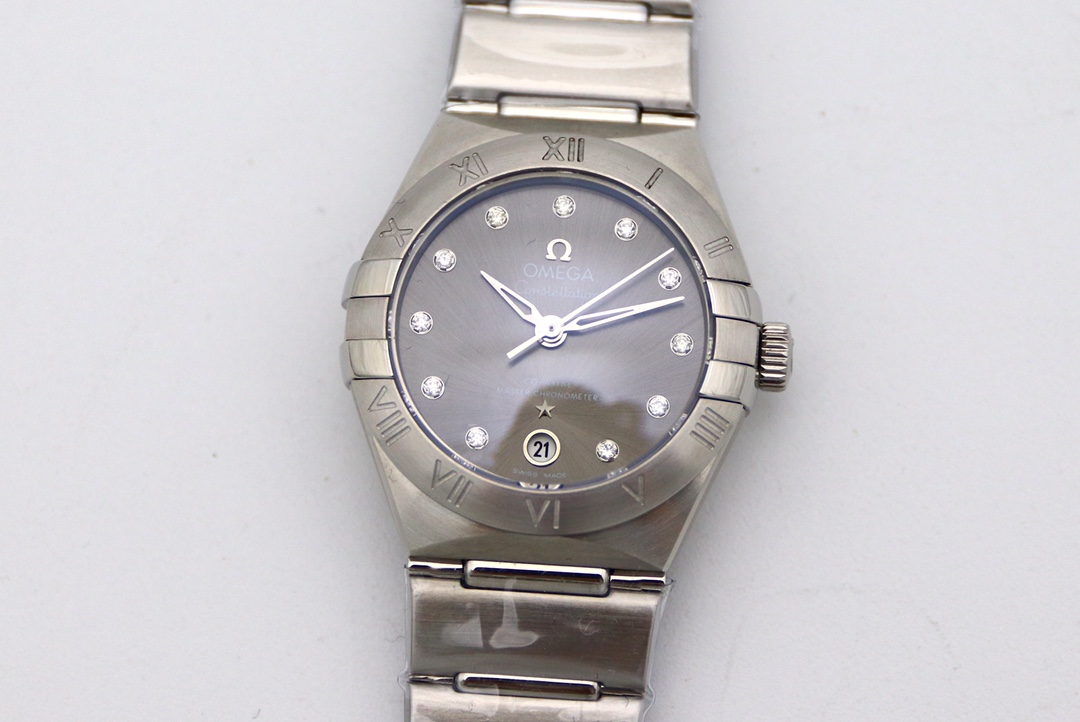Omega Constellation Blue 8700 29mm