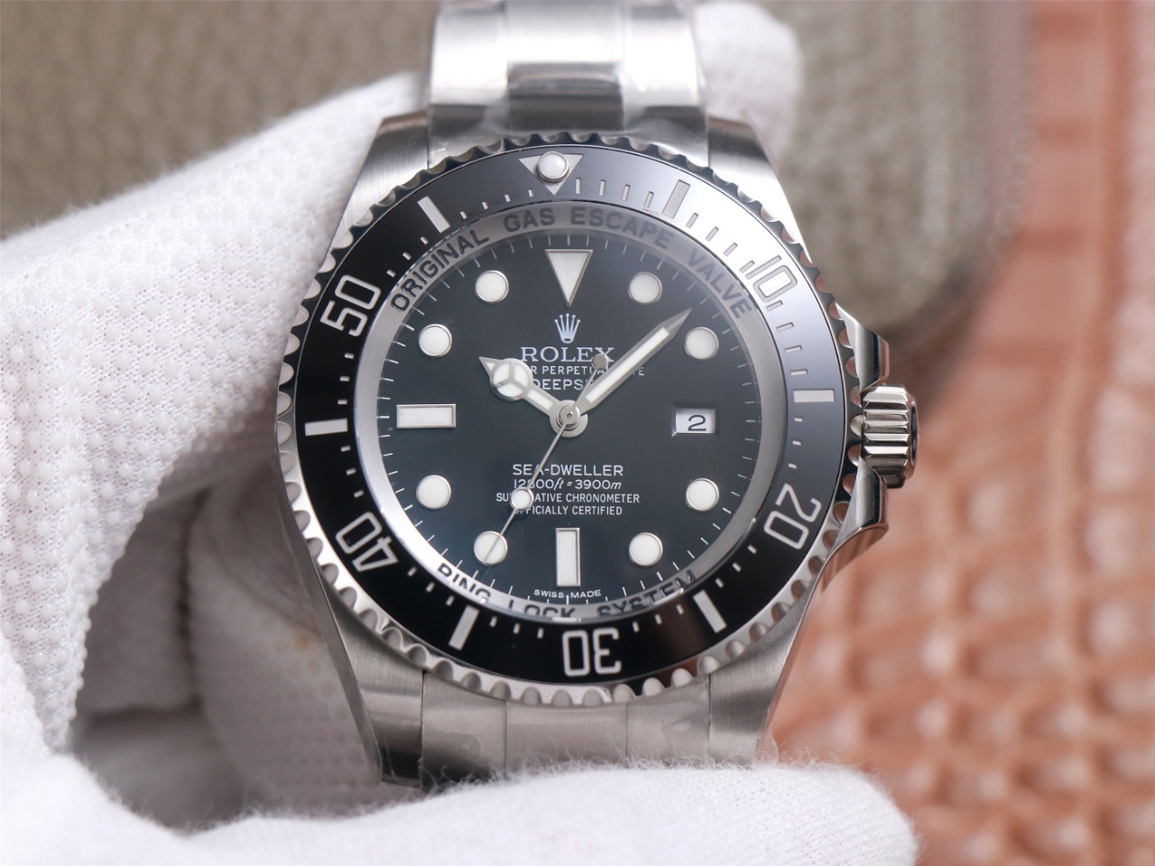 Rolex Ice Blue 116660 44mm NOOB