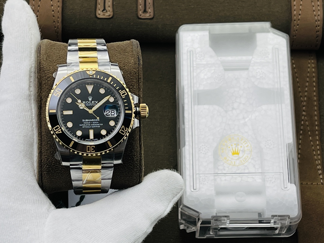 Rolex Two-Tone 3235 40mm VS