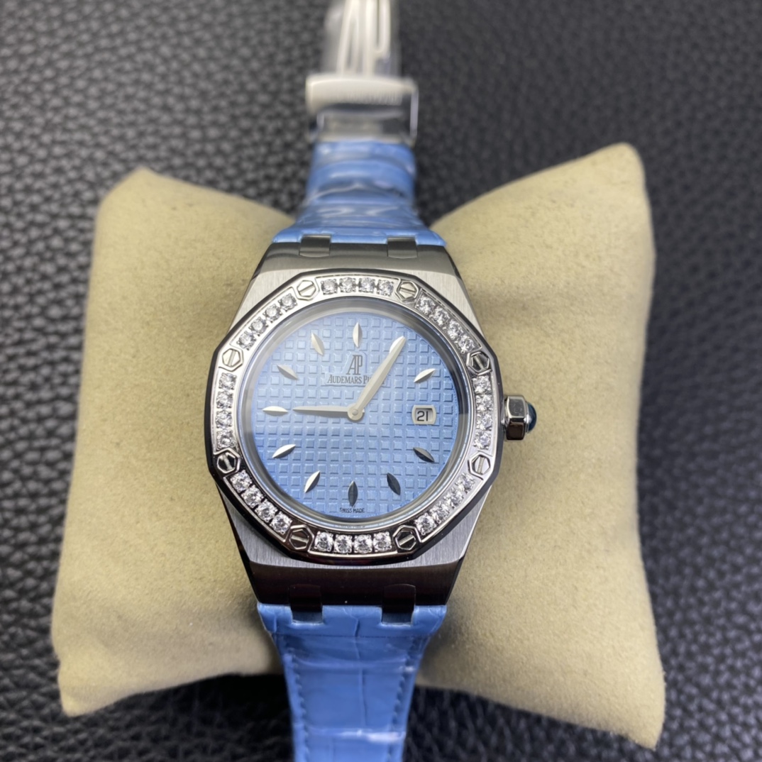Audemars Piguet Royal Oak Blue 67601