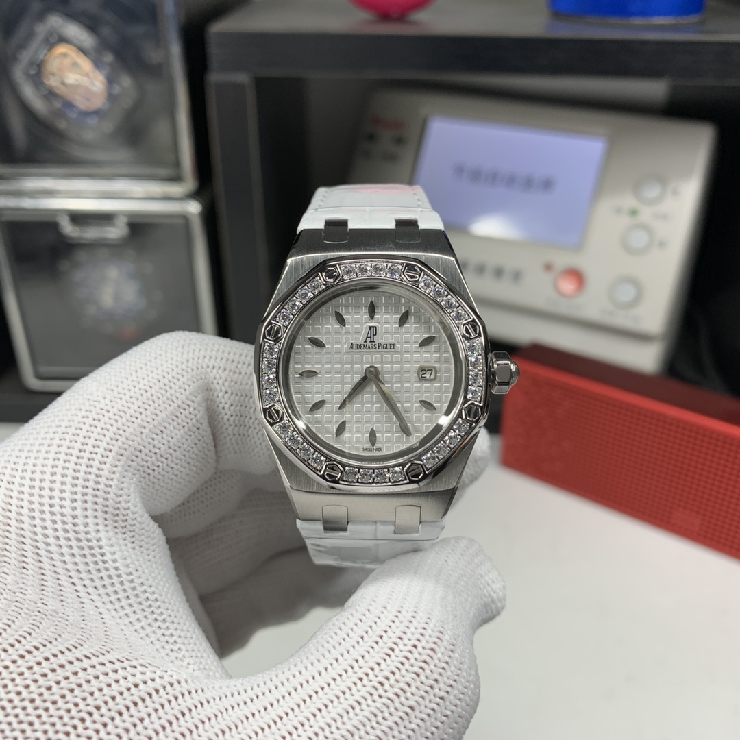 Audemars Piguet Royal Oak Blue 67621ST 33mm