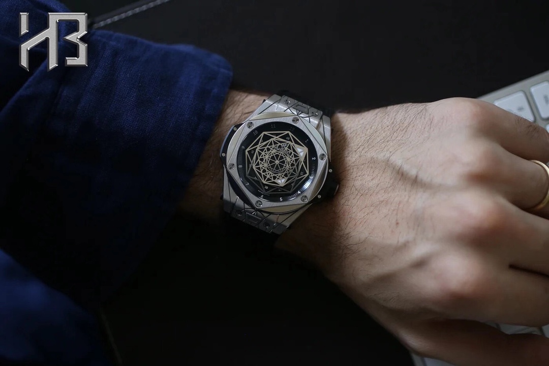Hublot 45mm Watch 2511