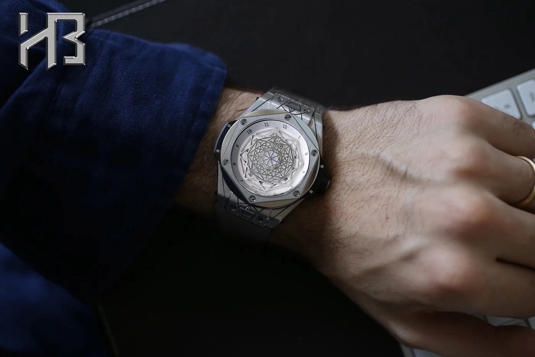 Hublot 45mm Watch 2515
