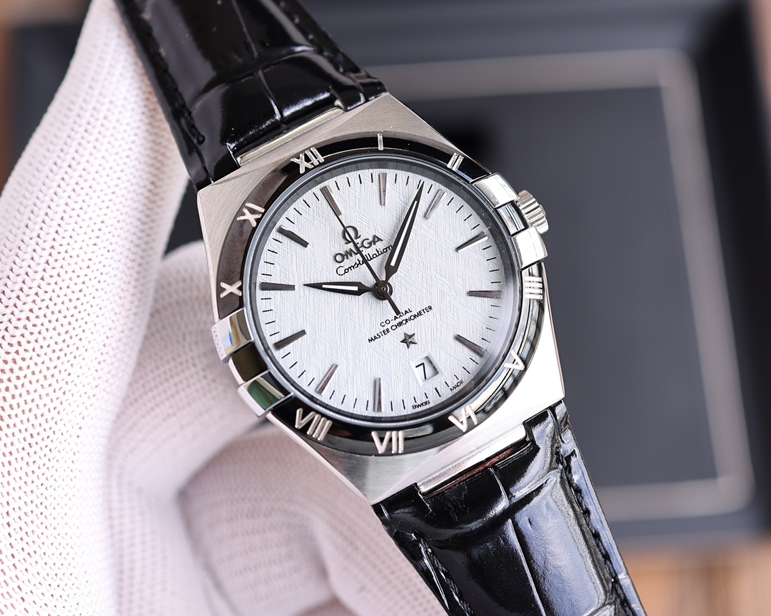 Omega Constellation 8900 39mm