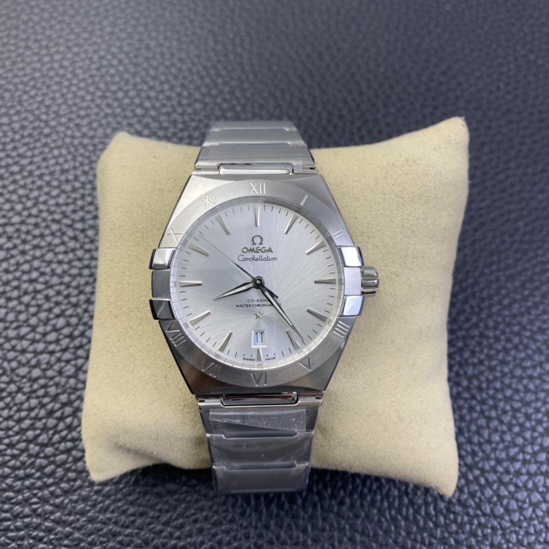 Omega Constellation Black 8800