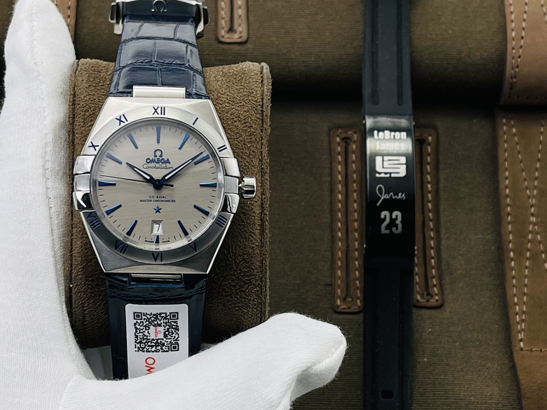 Omega Constellation Green 8800/8801 39mm