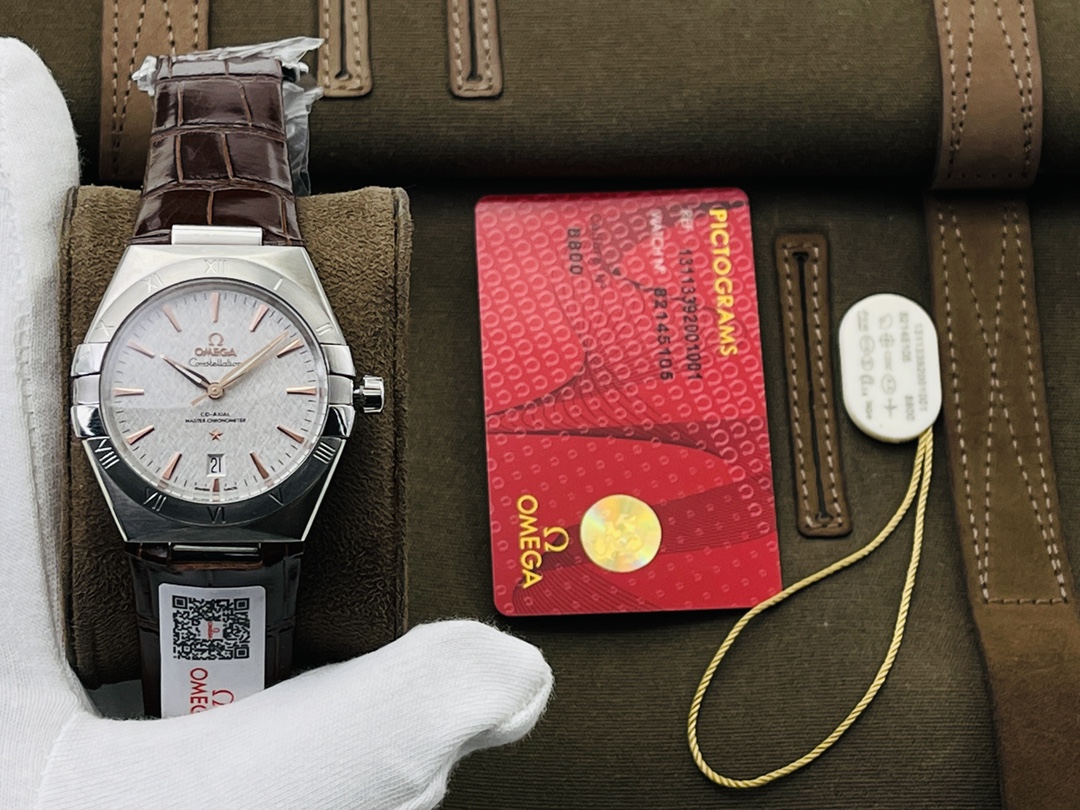 Omega Constellation Green 8800/8801 39mm