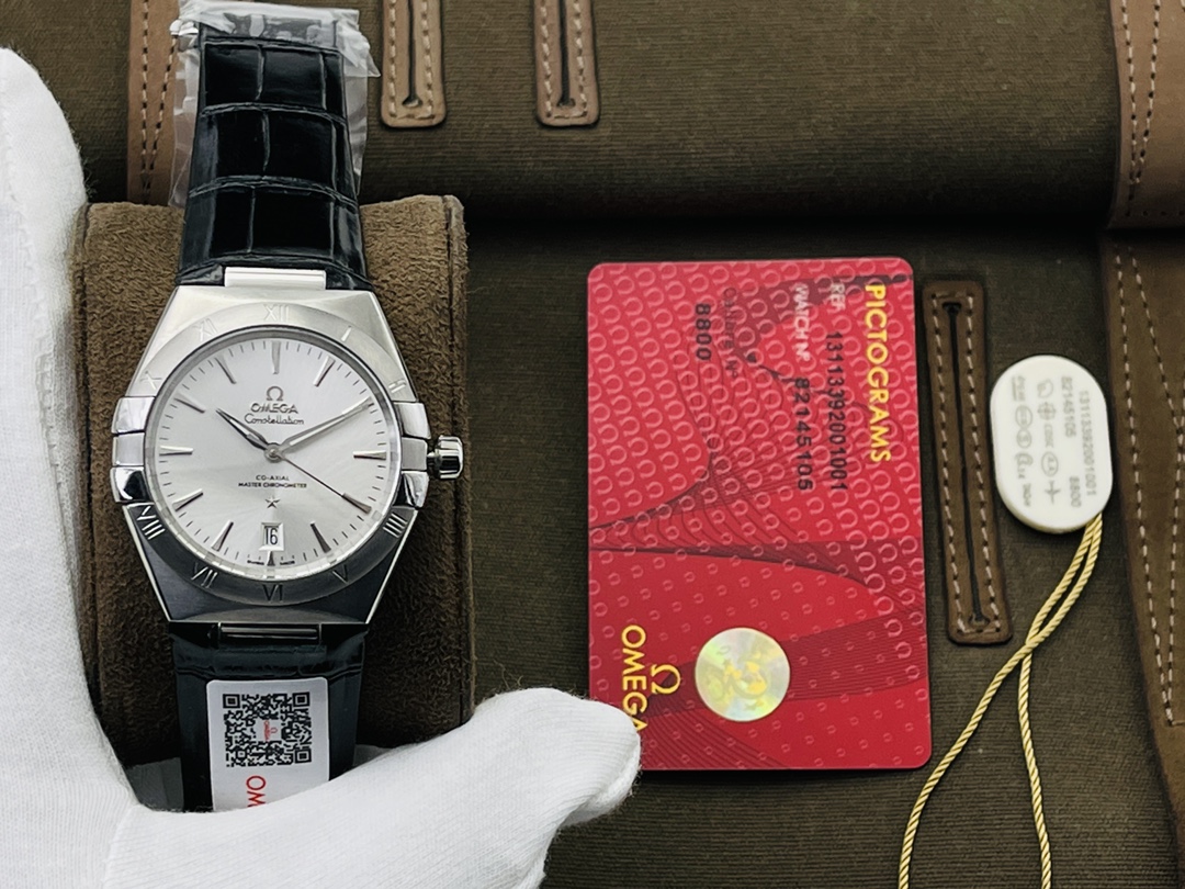 Omega Constellation Green 8800/8801 39mm