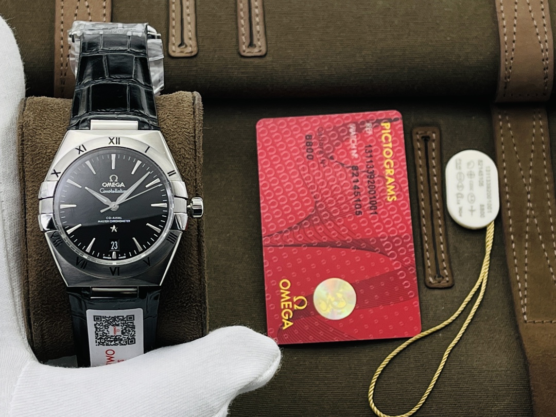 Omega Constellation Green 8800/8801 39mm