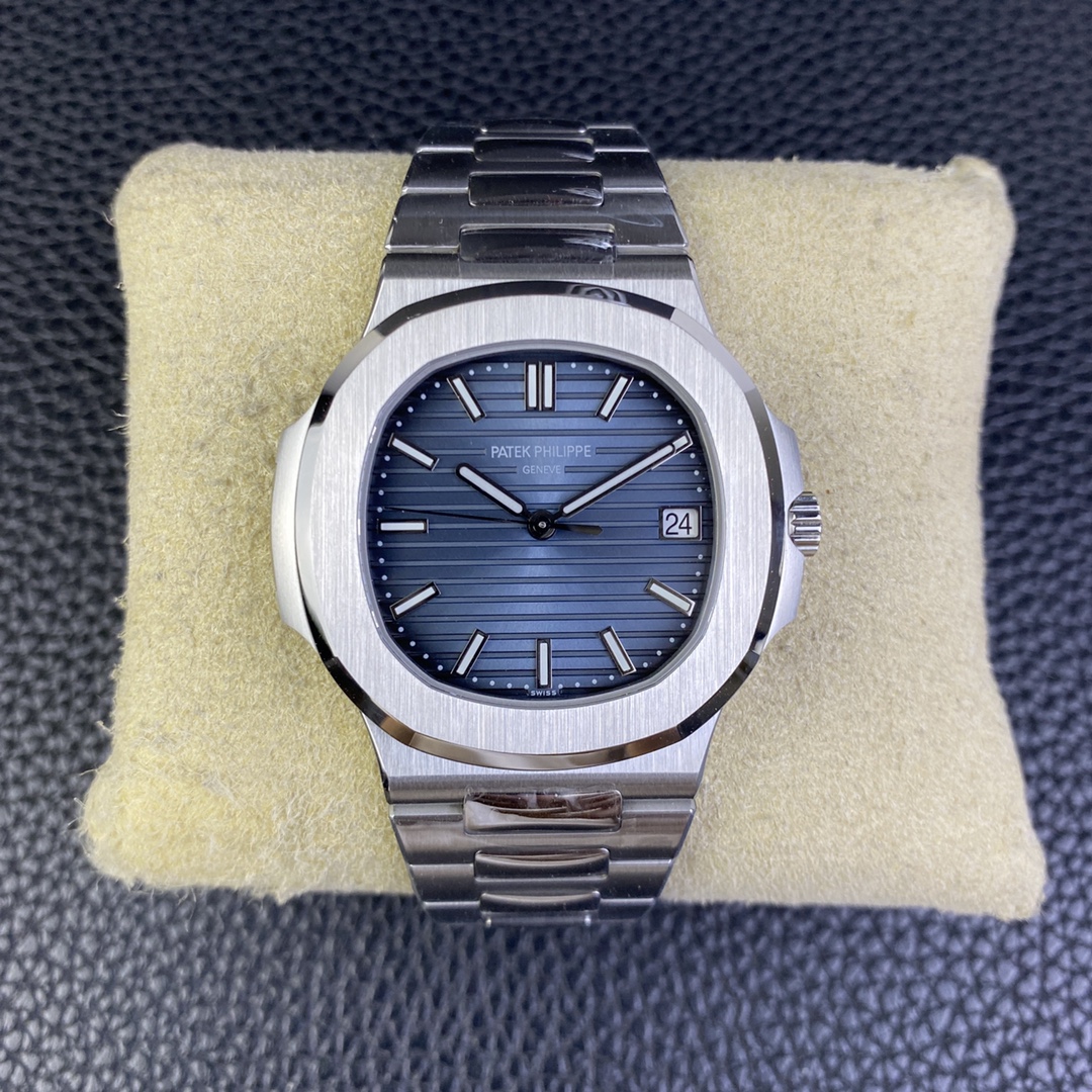 Patek Philippe Nautilus 5811G 41mm 3K