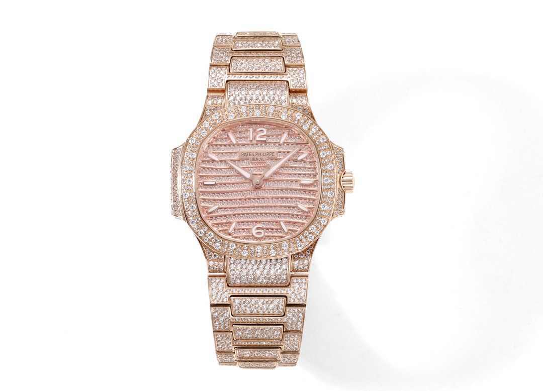 Patek Philippe Nautilus Blue 7118 35.2mm