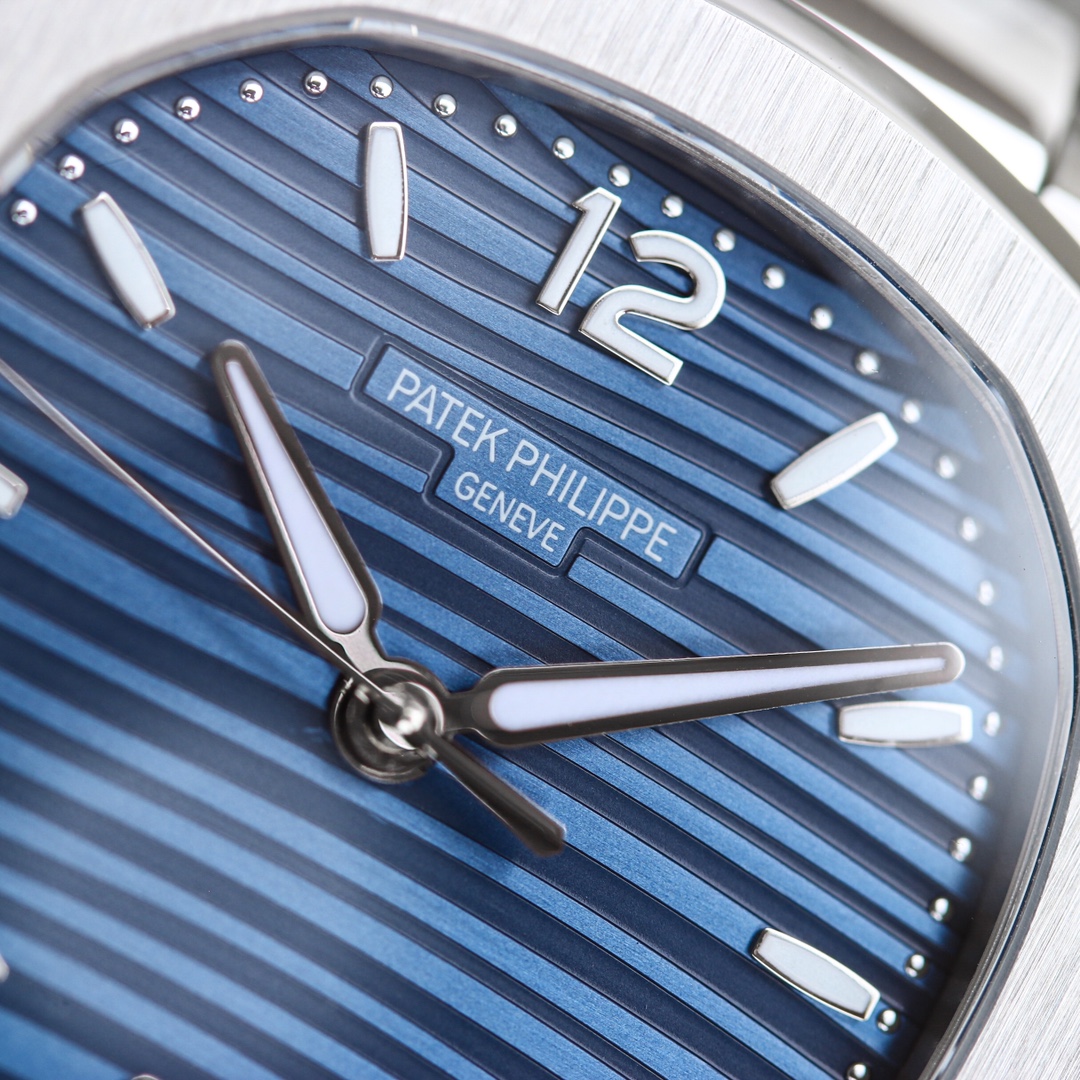 Patek Philippe Nautilus Blue 9015 35.2mm