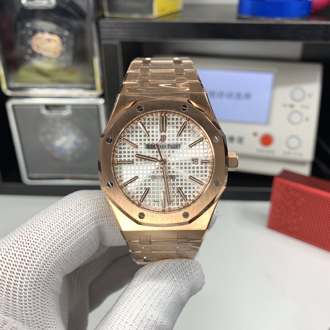 Audemars Piguet Royal Oak Blue 15400OR 41mm