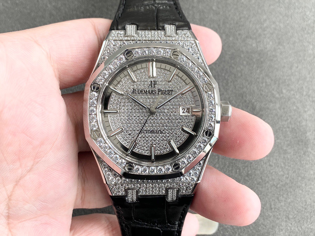 Audemars Piguet Royal Oak Blue 15402OR 11mm