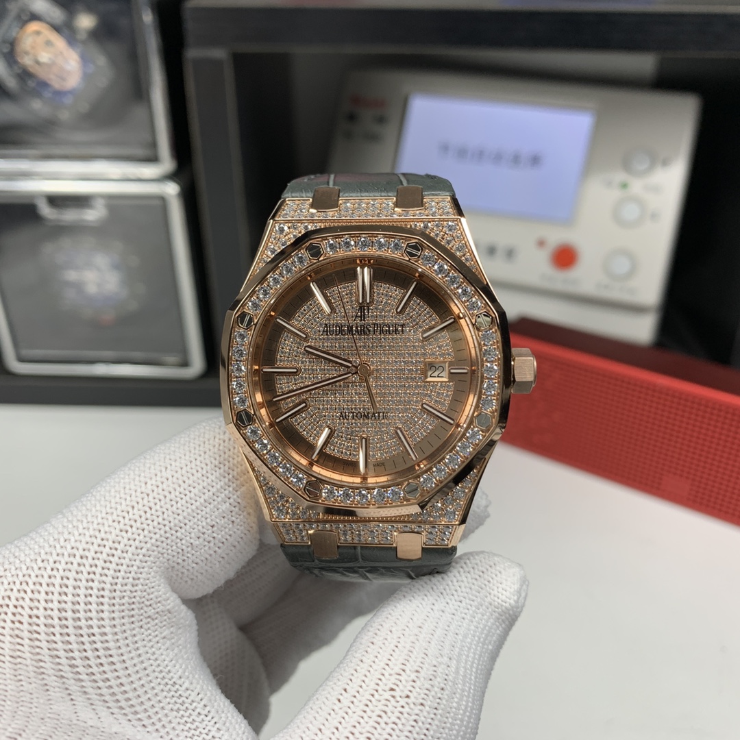 Audemars Piguet Royal Oak Blue 15402OR 41mm