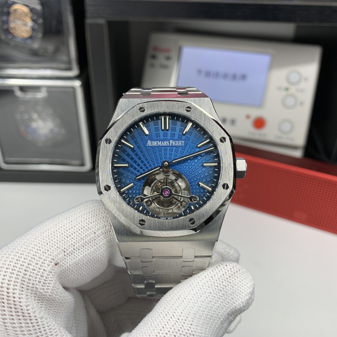 Audemars Piguet Royal Oak Blue 26522TI 41mm