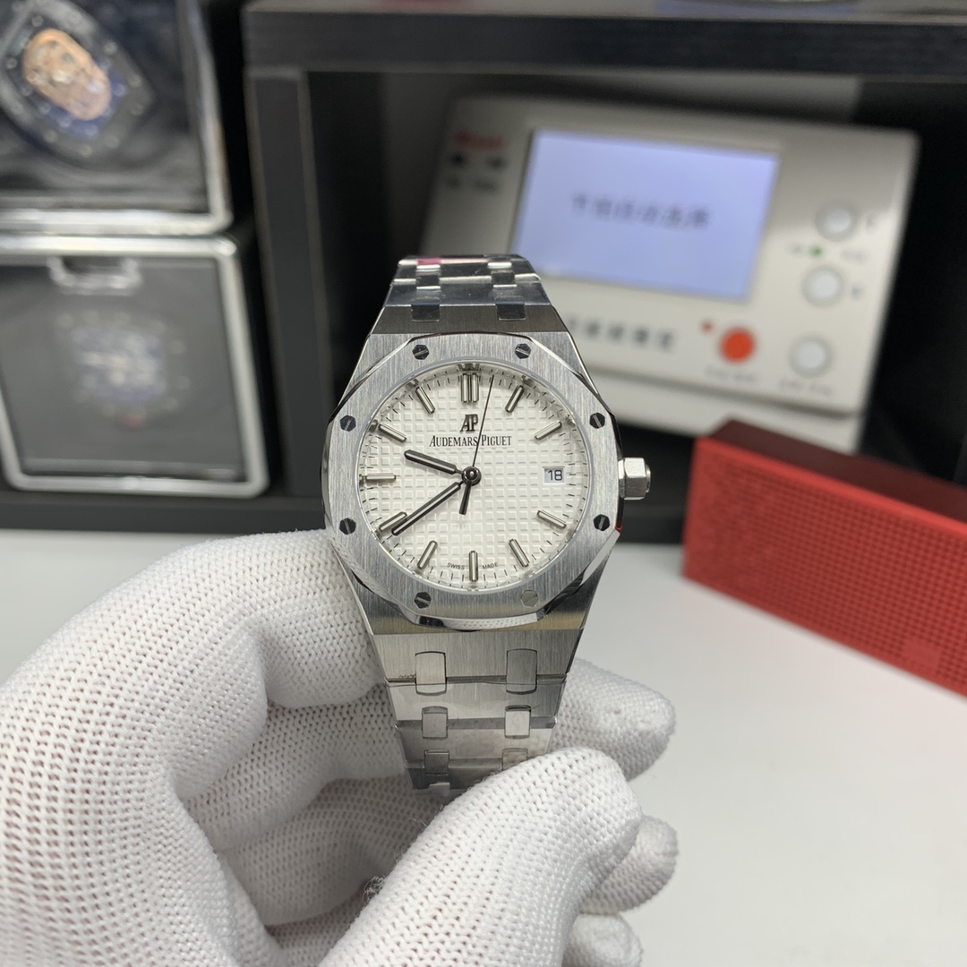 Audemars Piguet Royal Oak Blue 77350ST 34mm