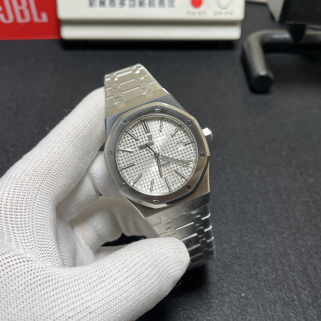 Audemars Piguet Royal Oak Blue 9015 11mm ZF