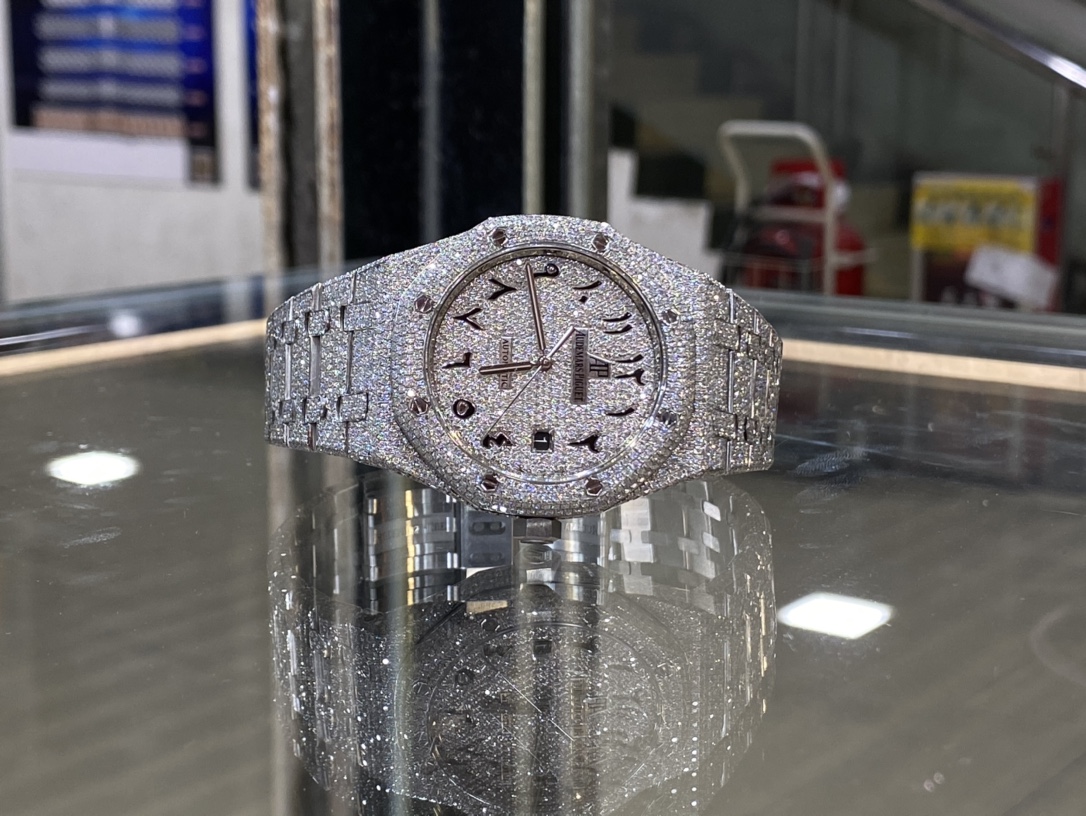 Audemars Piguet Royal Oak Diamond 15400 41mm