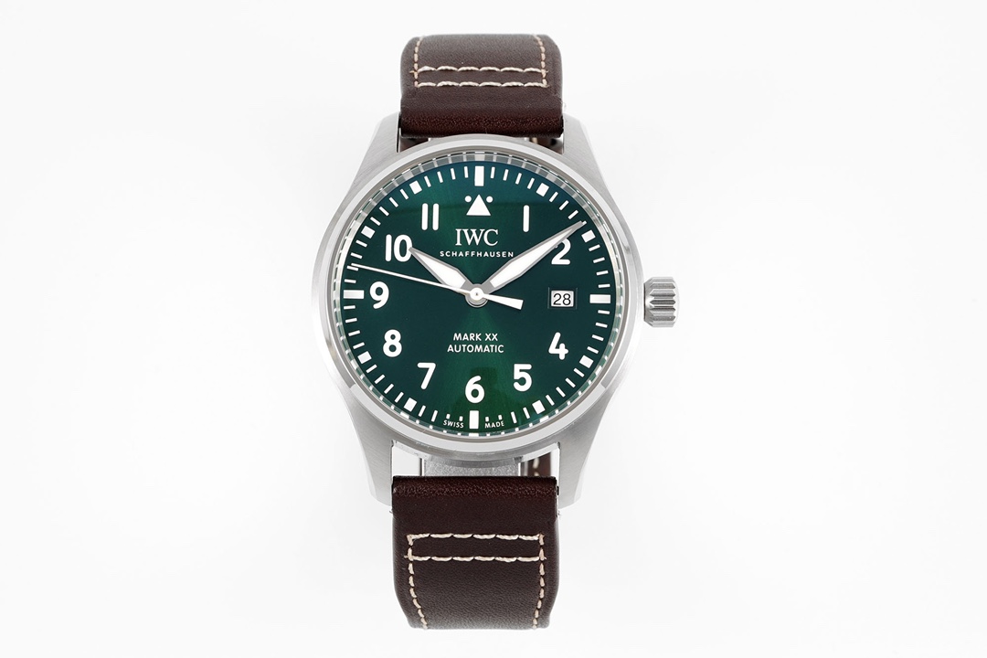 IWC Pilot Green 32111 ZF