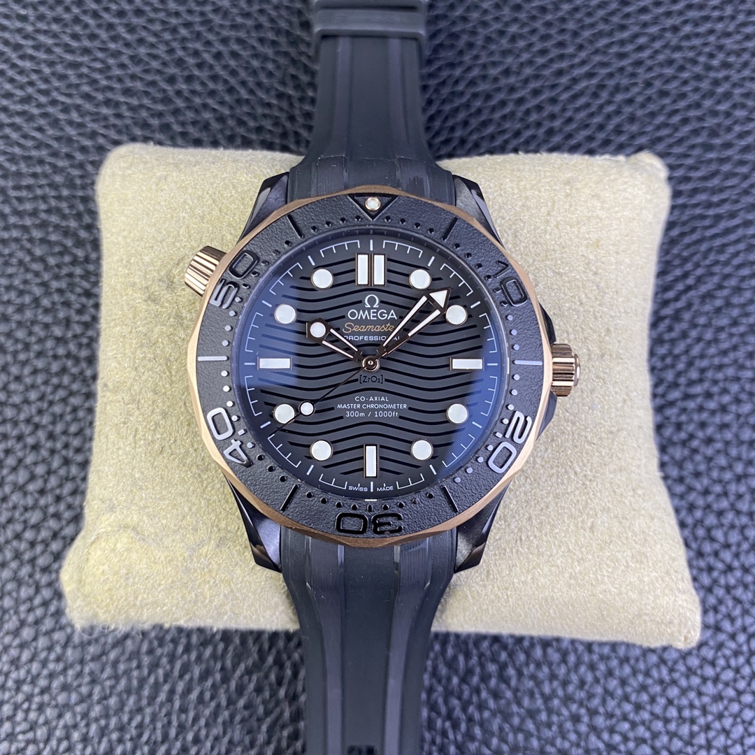 Omega Seamaster Rose Gold 8900 VS