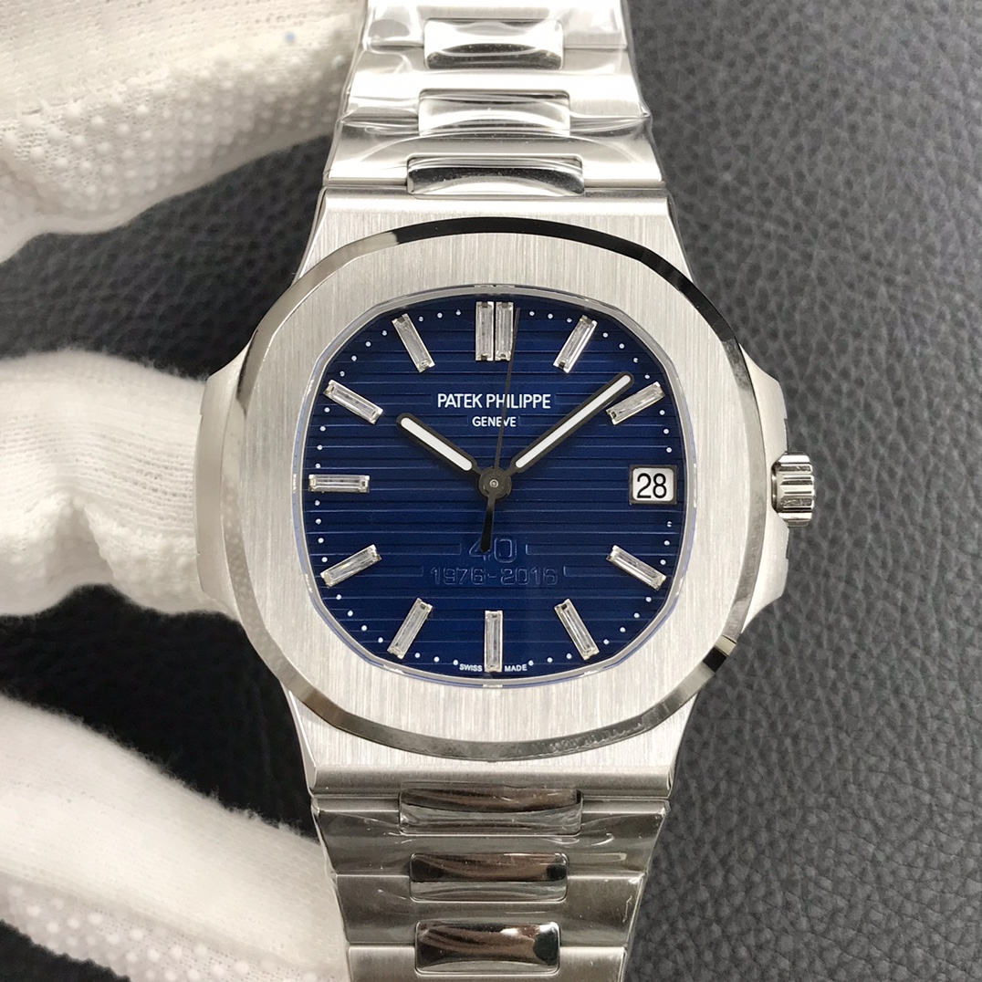 Patek Philippe Nautilus Blue 1976-2016 3K