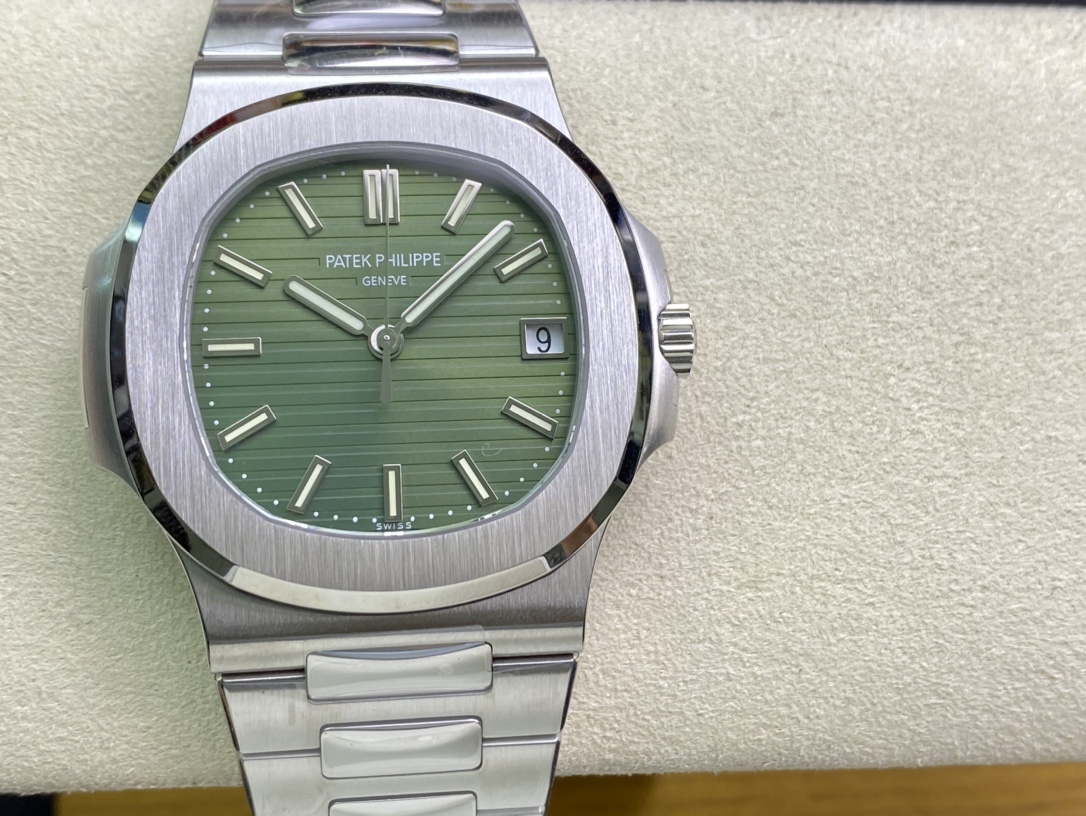 Patek Philippe Nautilus Green 40mm
