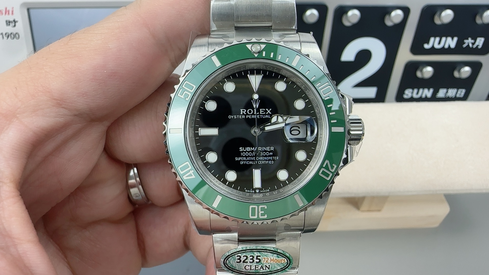 Rolex Submariner Green 126610 41mm CLEAN