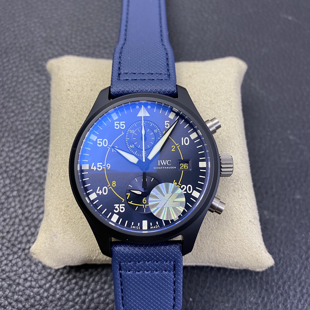 IWC Pilot Black