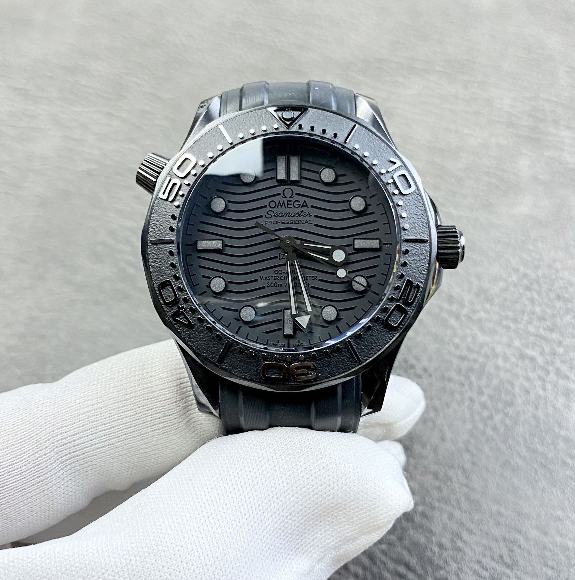Omega Seamaster Black 43.5mm