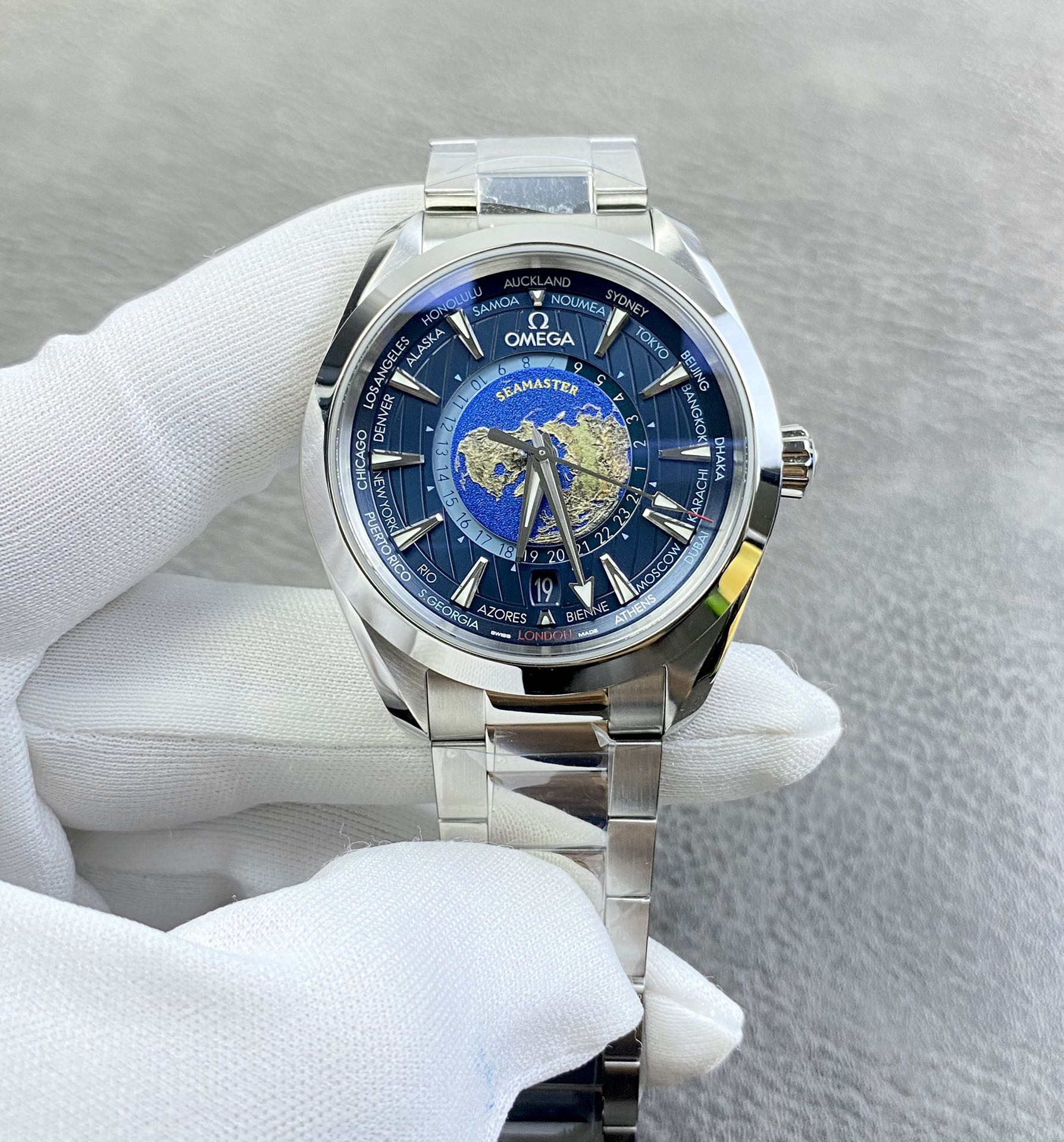 Omega Seamaster Blue 43mm VS