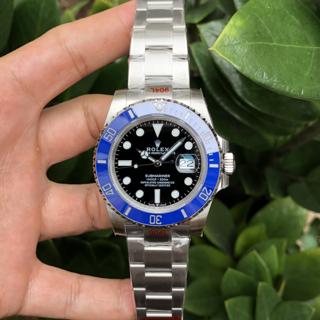 Rolex Submariner Green 2020