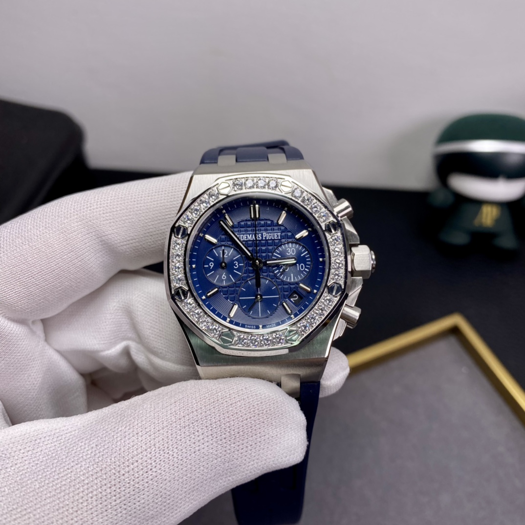 Audemars Piguet Royal Oak Offshore Diamond 37mm