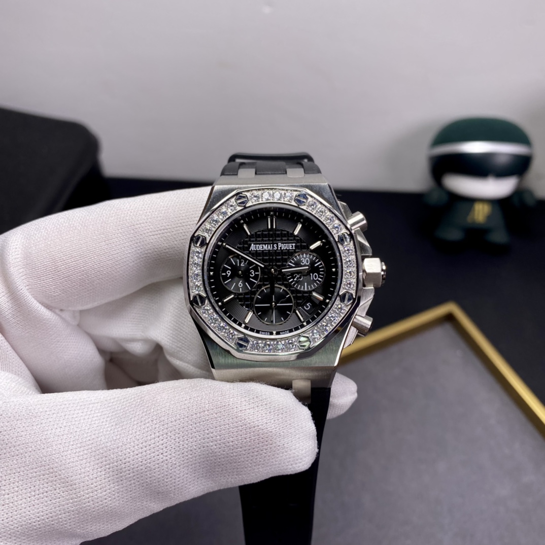 Audemars Piguet Royal Oak Offshore Diamond 37mm