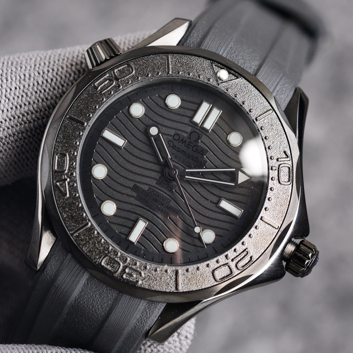 Omega Seamaster Black 2021