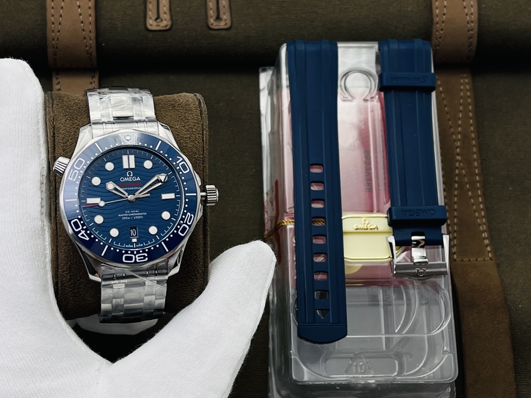 Omega Seamaster Blue 8800 42mm VS