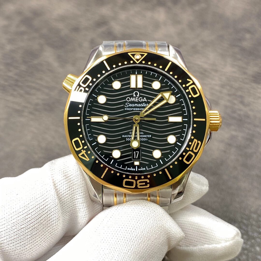 Omega Seamaster Rose Gold VS