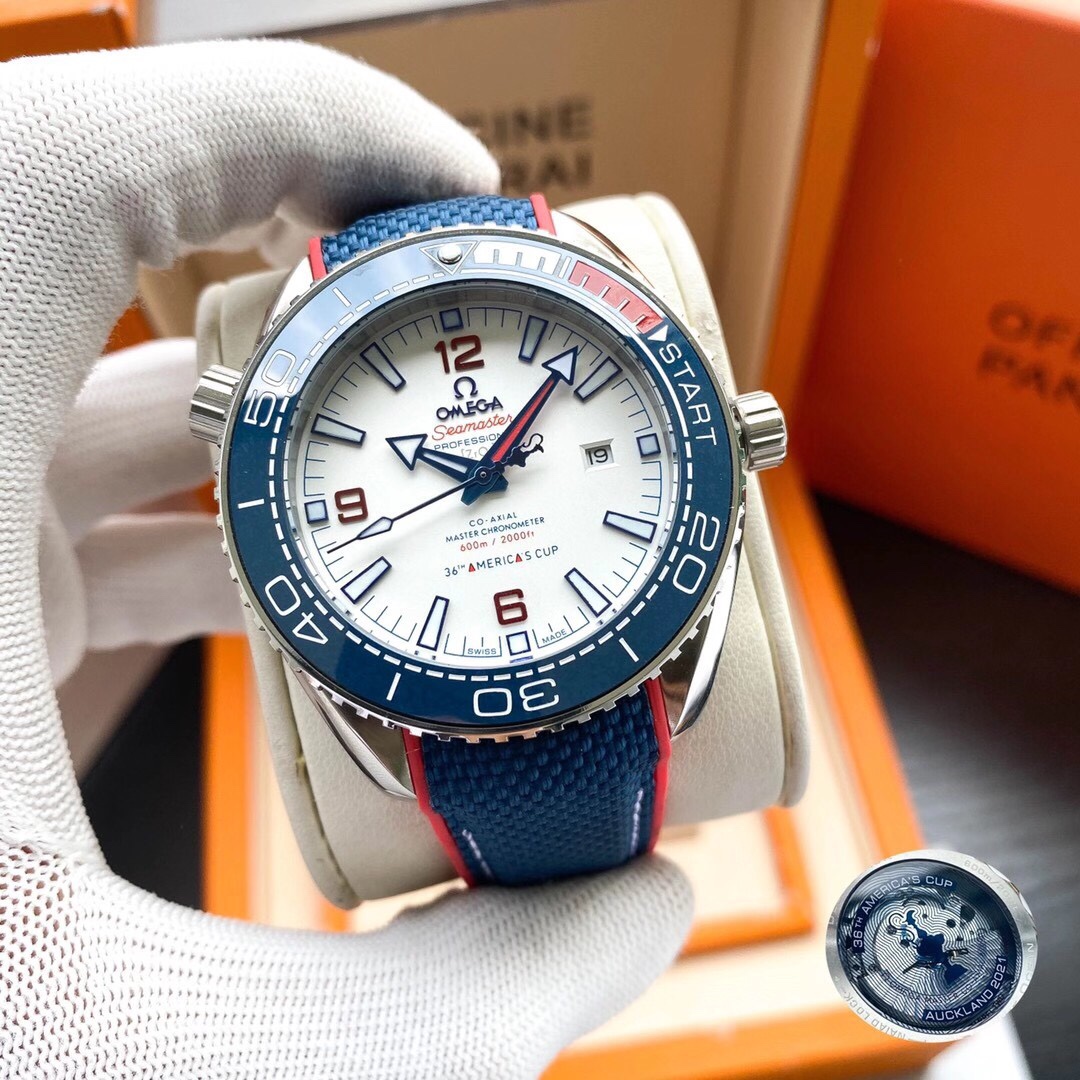Omega Seamaster White 2020 V7