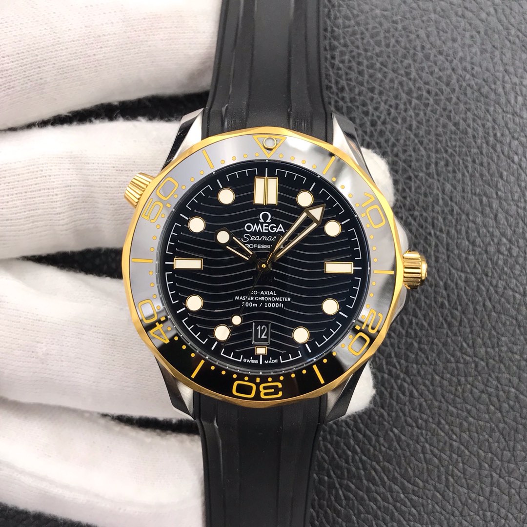 Omega Seamaster White 8800 42mm