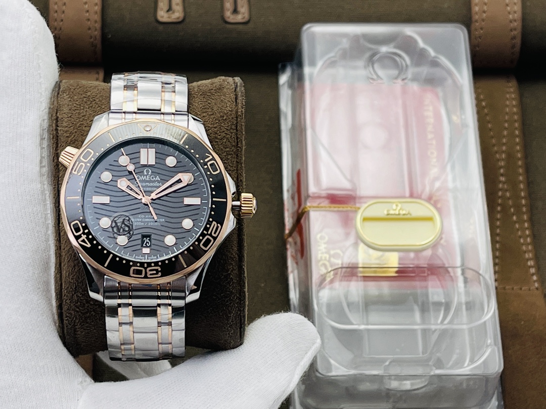 Omega Seamaster Yellow Gold 8800 42mm VS